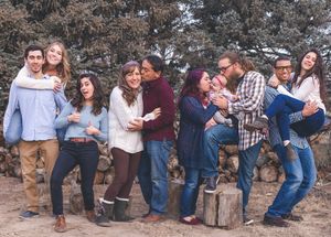 Glückliche Familie - Photo by
      Craig Adderley from Pexels